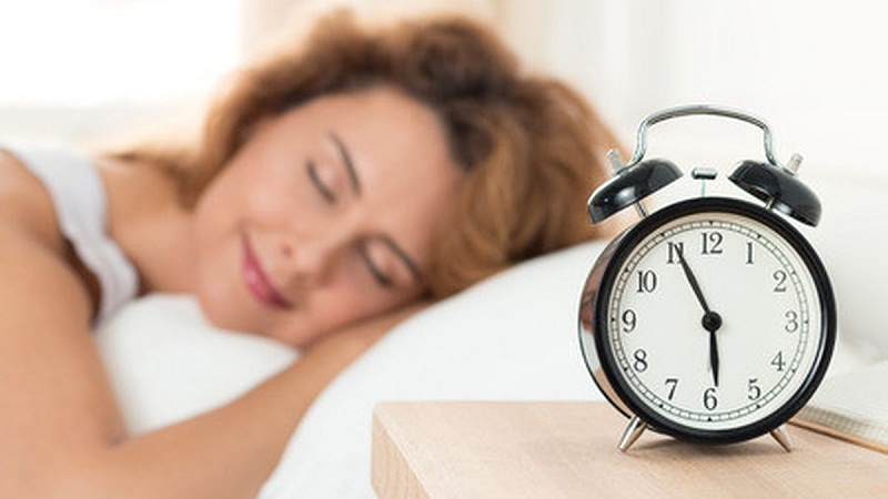 Tips Mengatur Jam Tidur saat Work From Home - Trippers.id