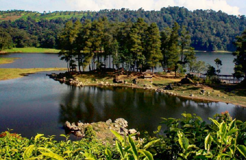 5 Danau di Pulau Jawa Cocok untuk Tempat Healing Trippers.id